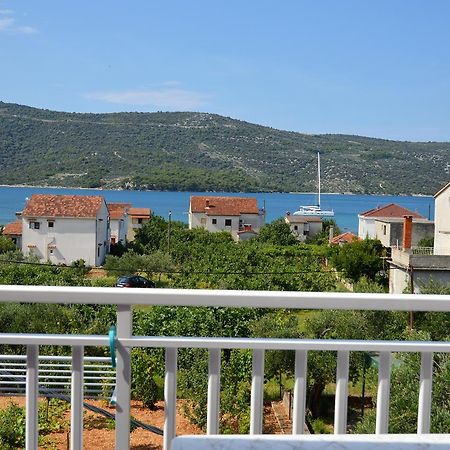 Apartmani Ramljak Marina Εξωτερικό φωτογραφία